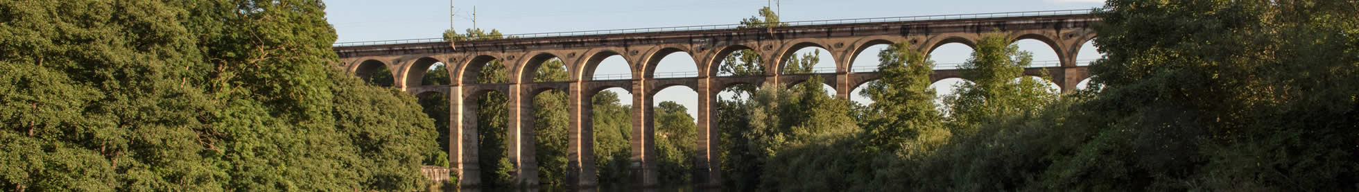 Viadukt über der Enz